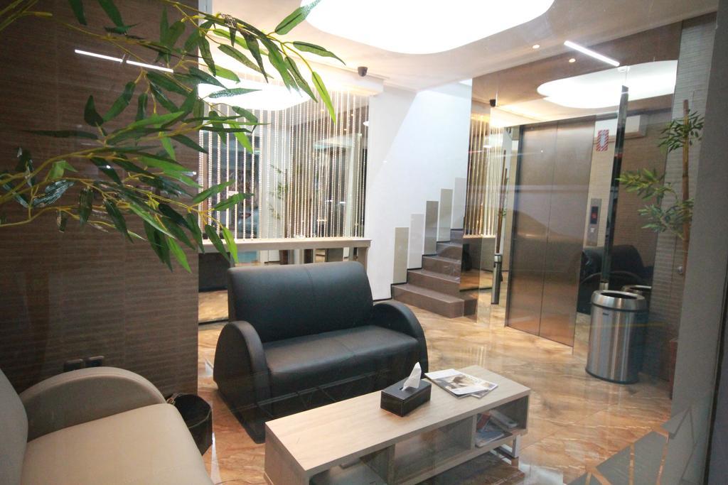 ג'קרטה Harvia Suites Kebon Jeruk מראה חיצוני תמונה