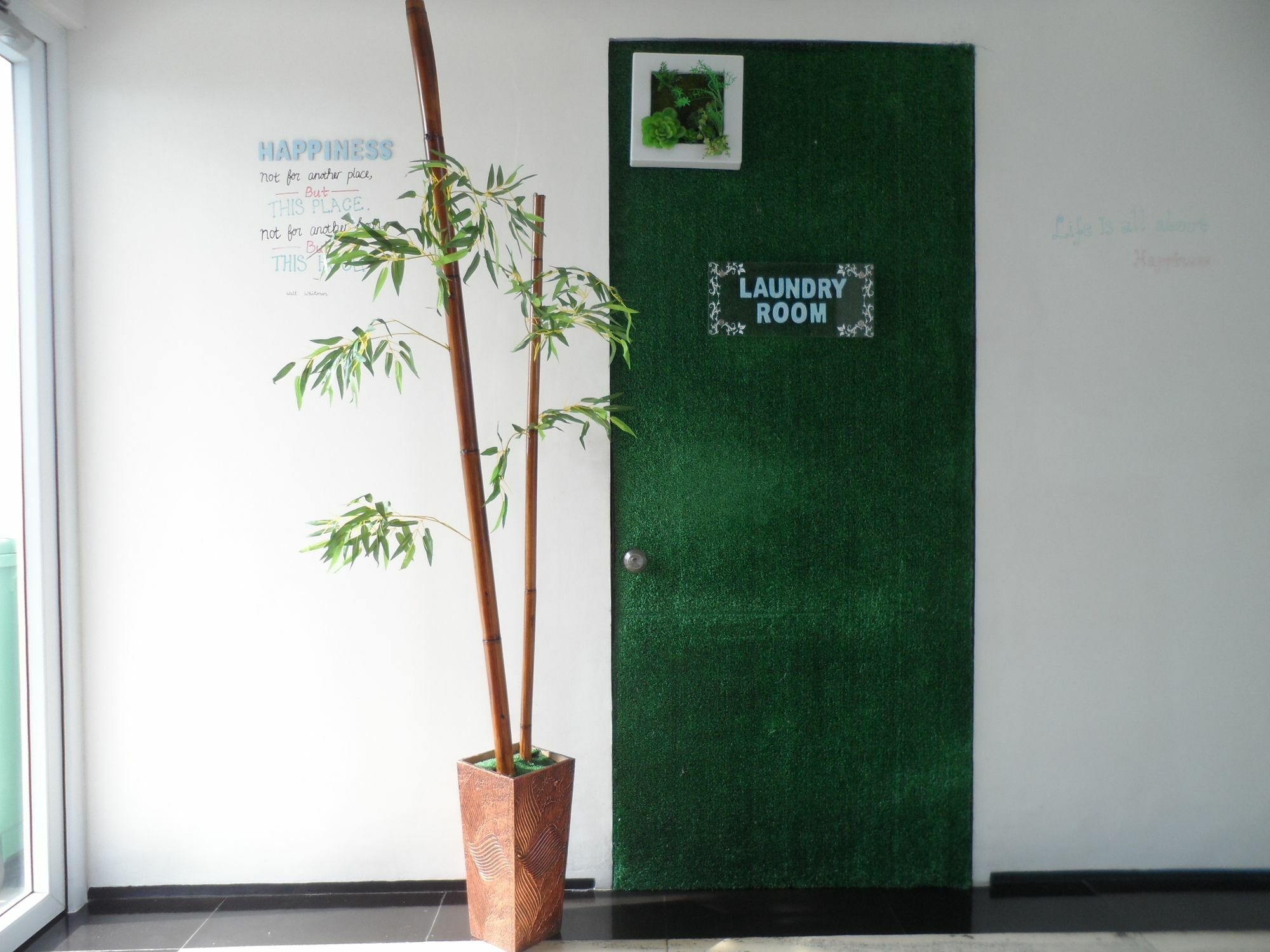 ג'קרטה Harvia Suites Kebon Jeruk מראה חיצוני תמונה